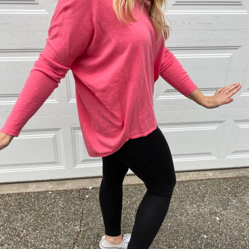 M/L PINK Oversized Hi-Low Sweater - Hyped Unicorn